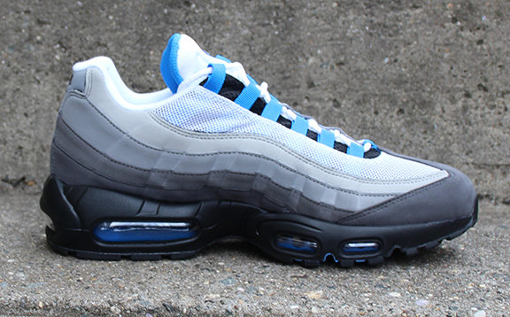 Nike Air Max 95 White / Crystal Blue (Size 9) DS — Roots
